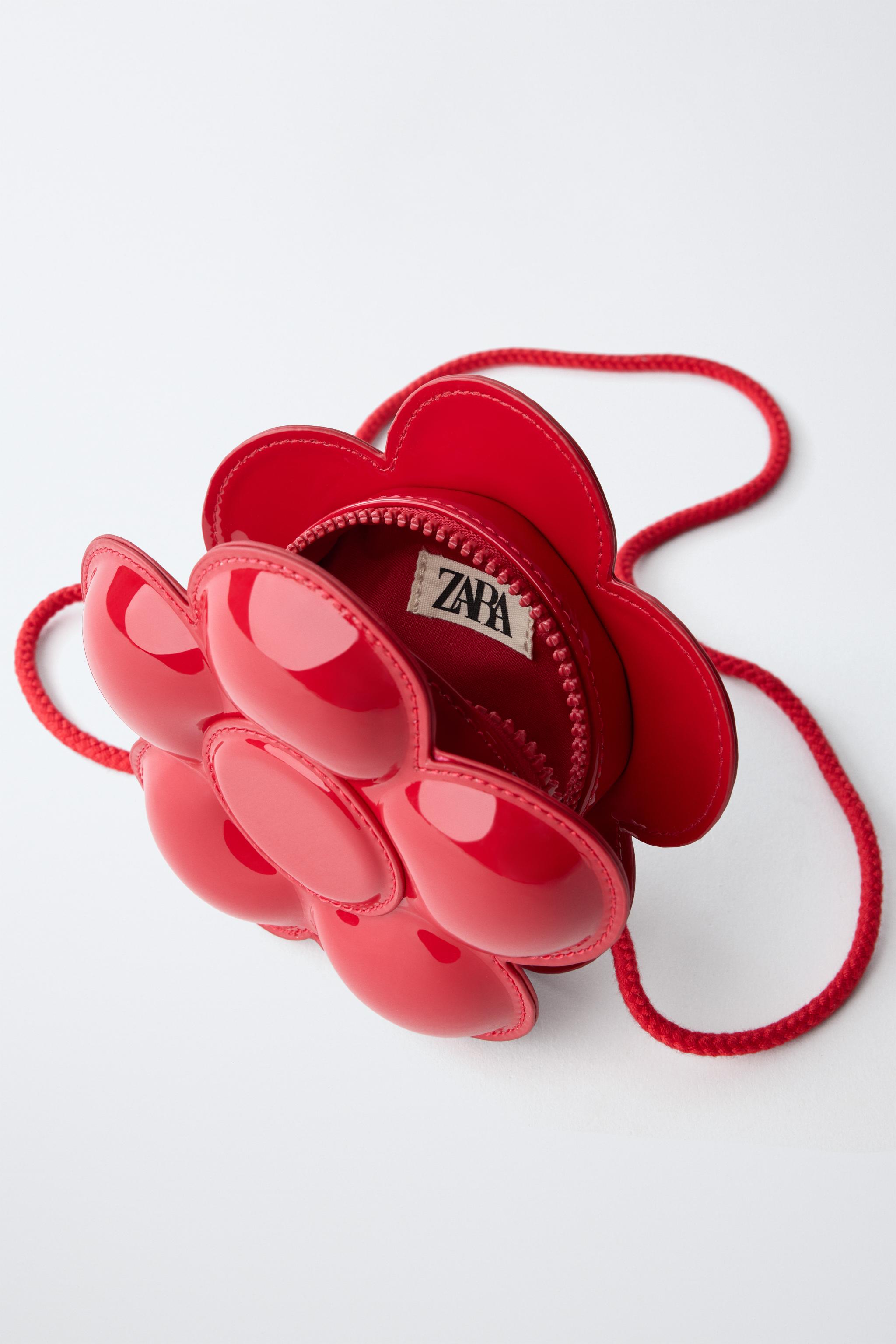 FLOWER CROSSBODY BAG